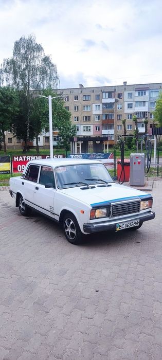Продам ВАЗ 2107 інжектор