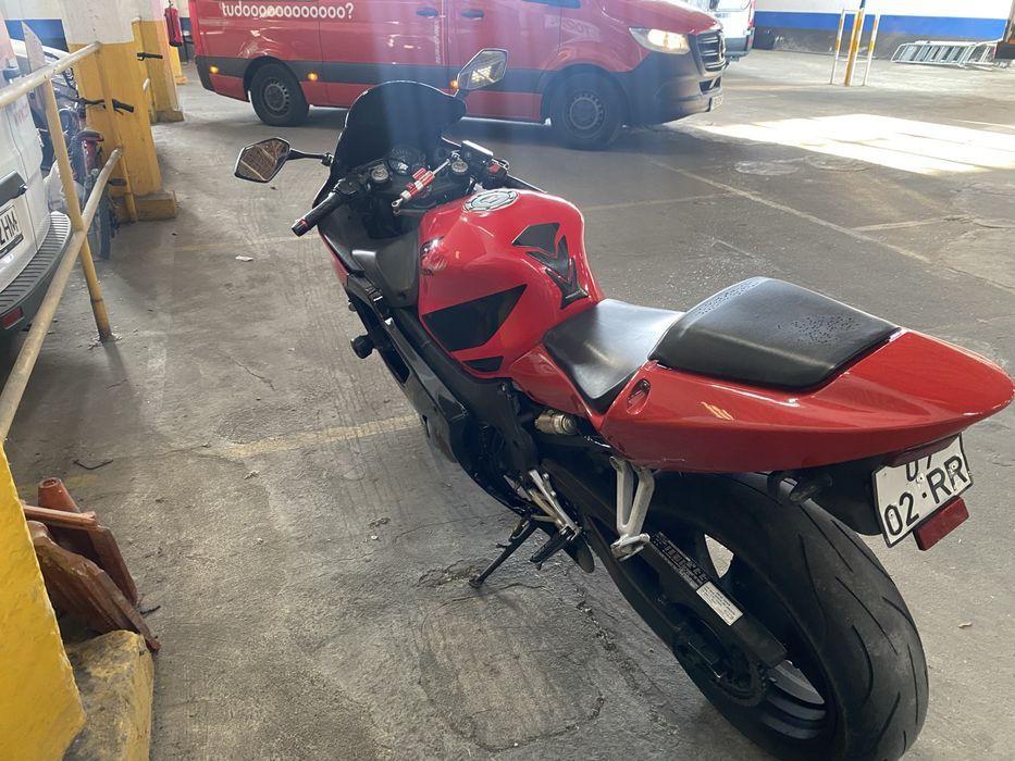 CBR 600 F4i 2002