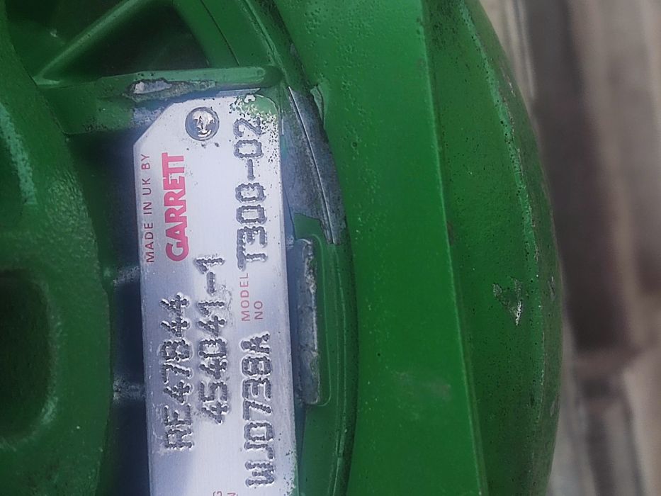 turbo sprężarka turbina T300 02 John Deere oryginał RE 47844