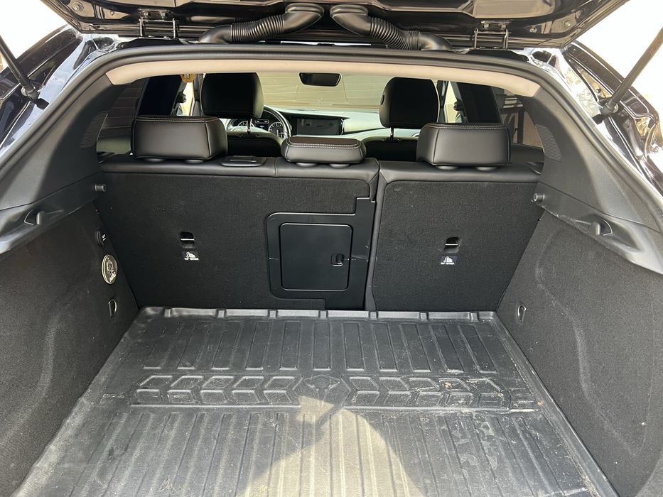 Продам Infiniti QX30