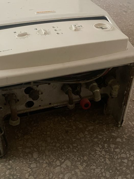 Газовый Котел двухконтурний