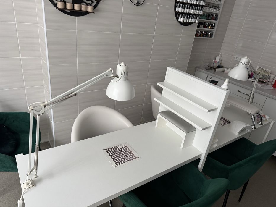 Стіл для манікюру на 2 робочих місця