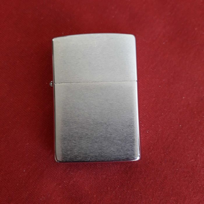 Isqueiro Zippo Original (Aço escovado) Impecável !!!