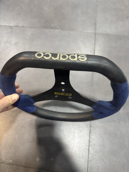 Vendo volante SPARCO como novo