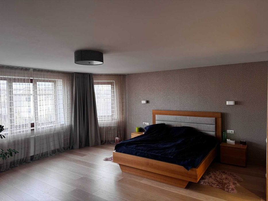 ‼️Браїлки‼️ Цегляний будинок з гарним ремонтом, ландшафт, ТОП локація