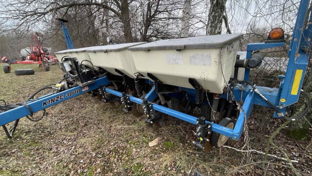 Сівалка KINZE 3000 пневматична, 8 рядна, 2015 рік