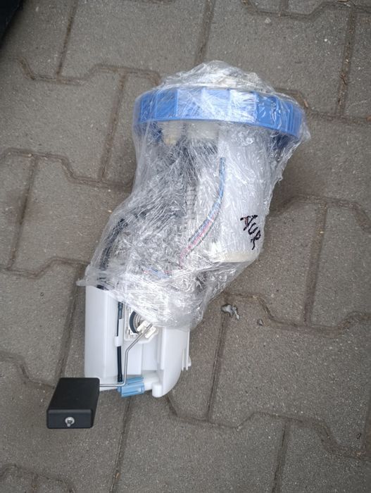 Pompa paliwa do Toyota Auris 2