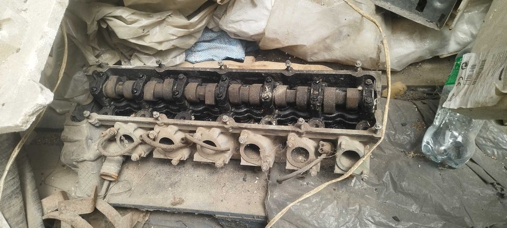 Vendo cabeça de motor completa BMW 25t tds m51