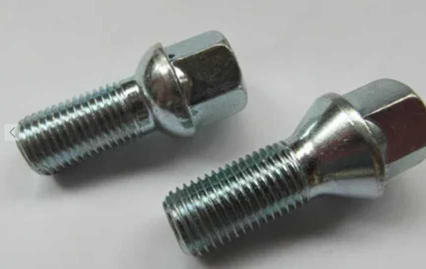 болт рено виробництво Польща