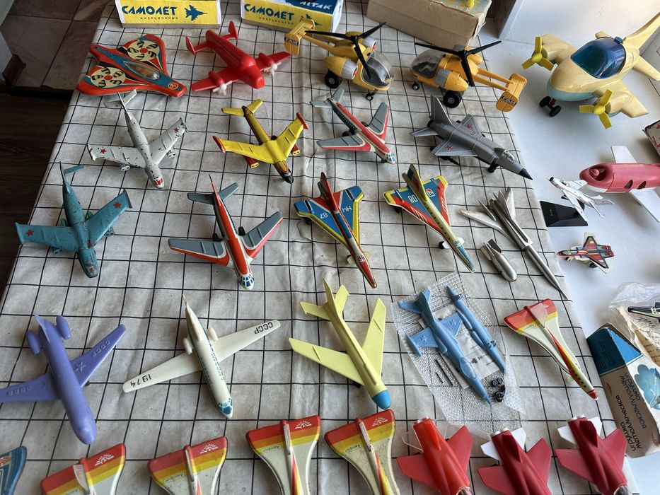 Ігрушка ссср Машинка Літак