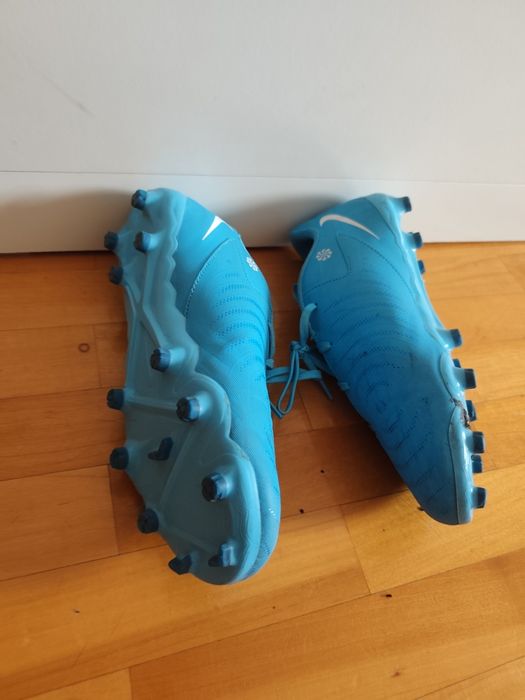Chuteiras adidas/nike