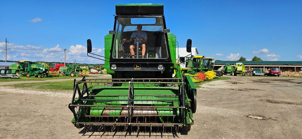 Комбайн зернозбиральний John Deere 1042 2.6m