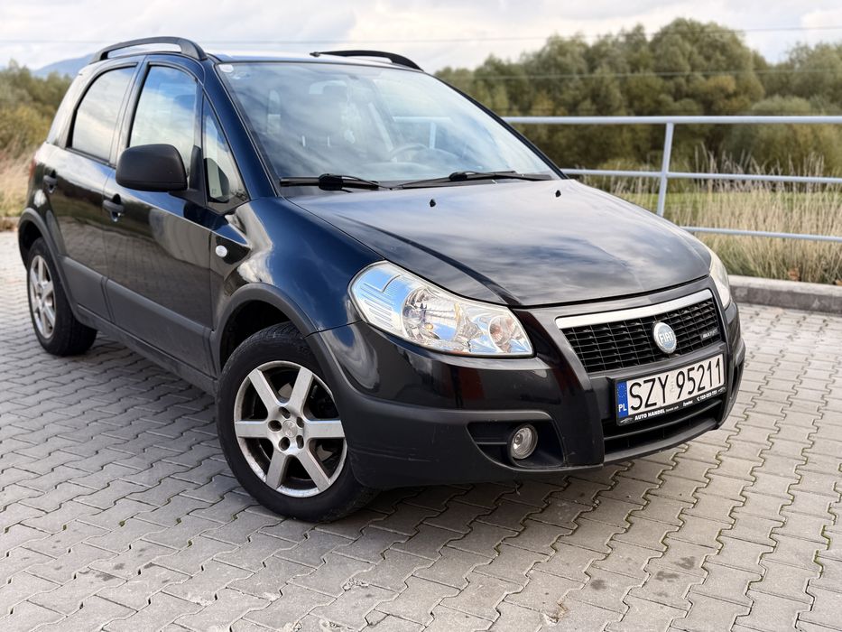 Fiat Sedici 4x4 Czarny 2x komplety kół