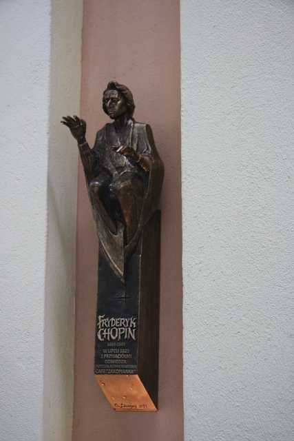 Fryderyk Chopin / rzeźba z brązu