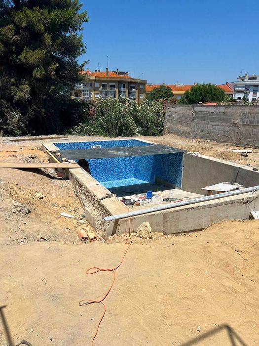 PM Remodelações, transformamos espaços com elegância, rigor e excelência.