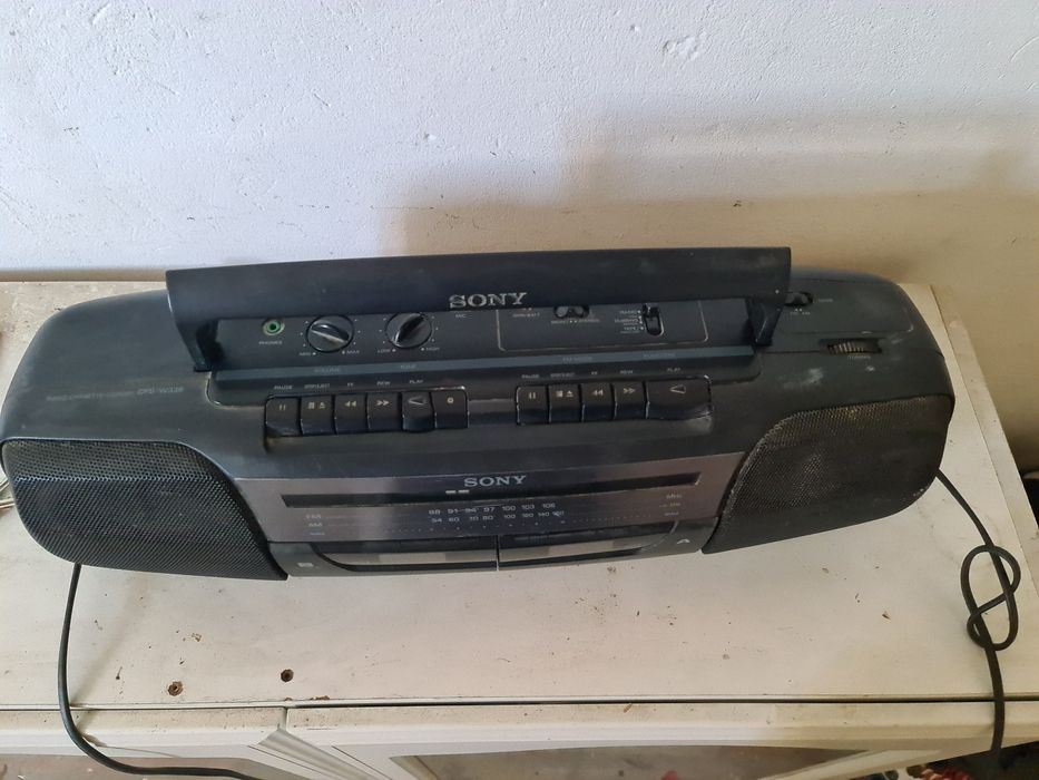 Rádio AM  com 2 leitores de k7