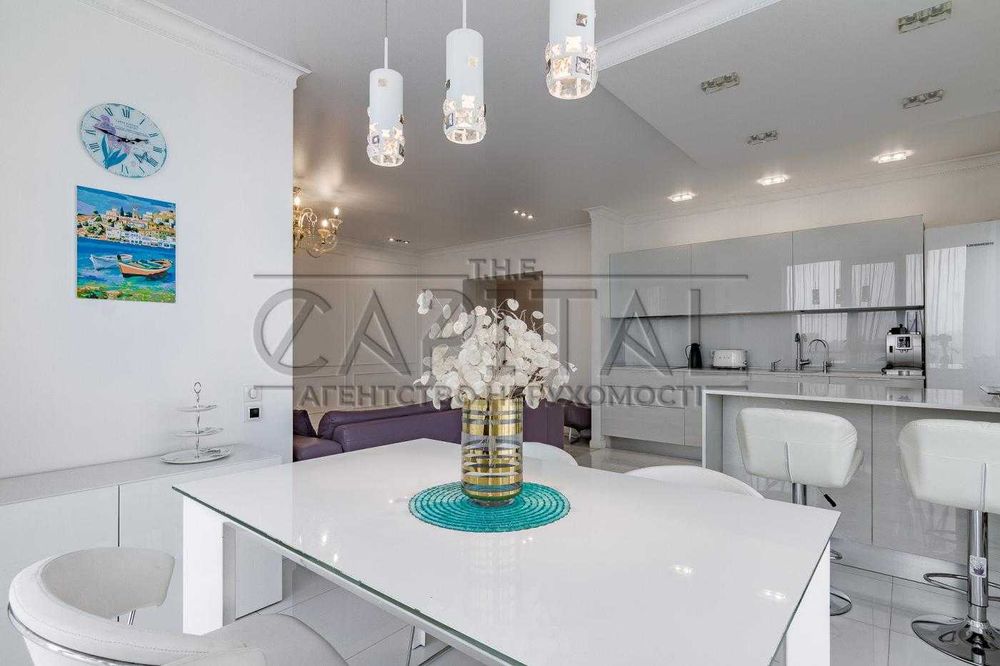 Продаж Видова 3-к квартира 108м² біля озера Тельбін — генератор, паркінг, авторський ремонт