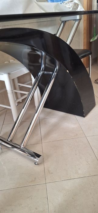 Mesa em vidro retangular