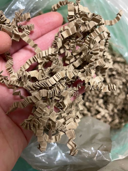 Papierowy wypełniacz do paczek/prezentów (kraft, pofalowany) waga 500g