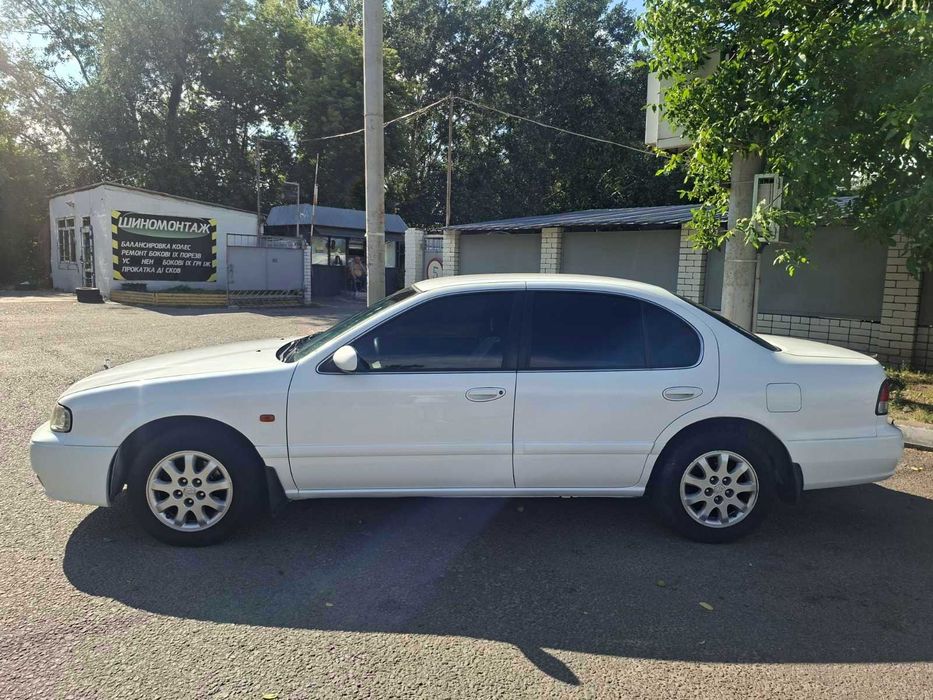 Renault Samsung SM5 2.0 (nissan maxima a32)