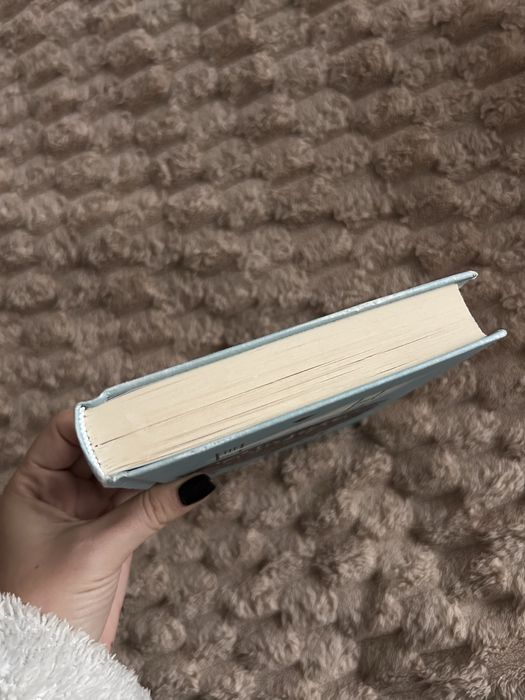 Книга Нестерпна легкість буття Мілан Кундера