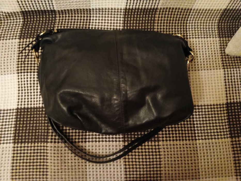 Сумка кожаная H&M.