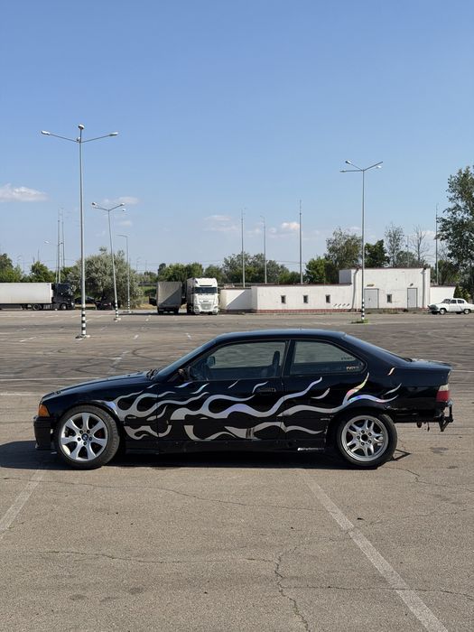 BMW E36 Coupe 2.8