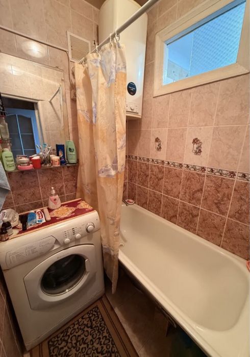 Продам 2 к квартиру. Лівий берег. Вул. Богдана Хмельницкого. ремонт. меблі. техника