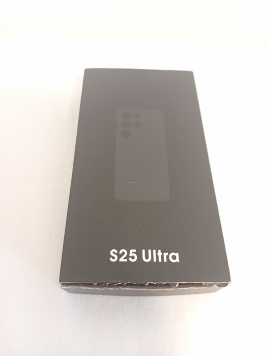 Продам телефон Самсунг S25 Ultra страна производитель Китай