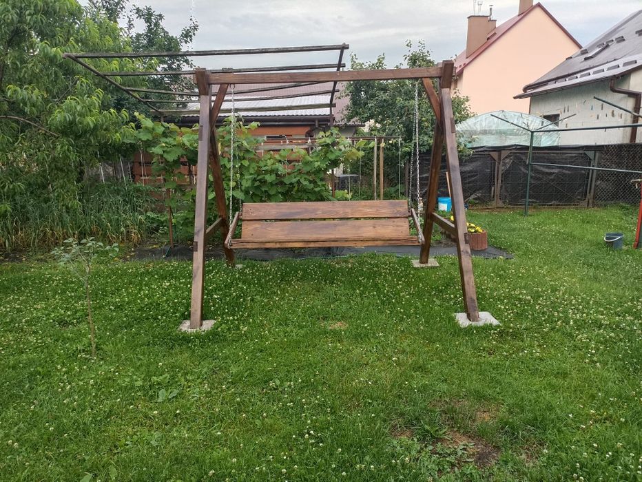Huśtawka ogrodowa