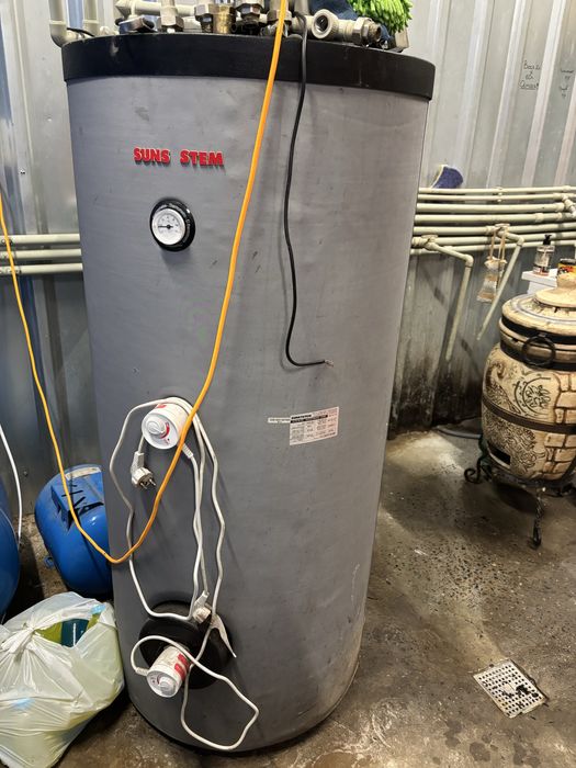 Бойлер косвенного нагрева SUNSYSTEM напольный серии SоN 300 л