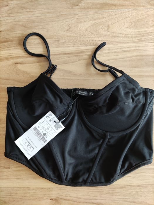 Sprzedam  czarny gorset