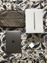 MacBook Air 1,1 GHz 133 cykli 2020 space gray 13.3