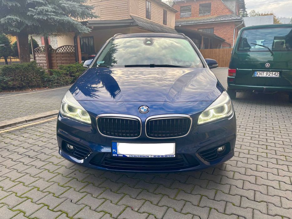 Bmw 218d x-drive 7-mio osobowy