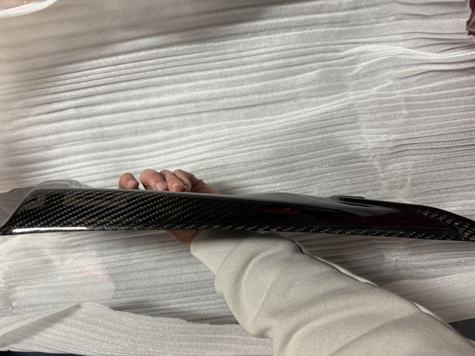 Aprilia rs660 peça em carbono