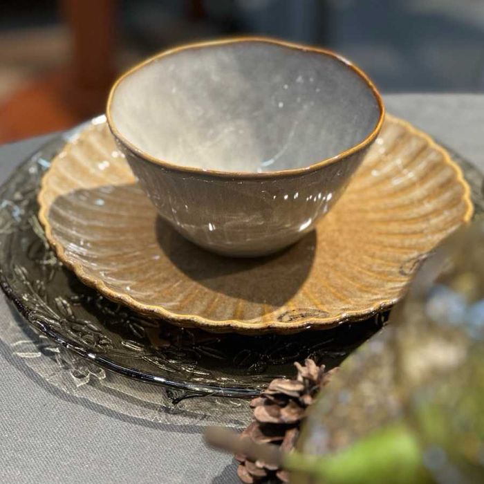 Talerz szklany bursztynowy 25,5cm.  589551-M