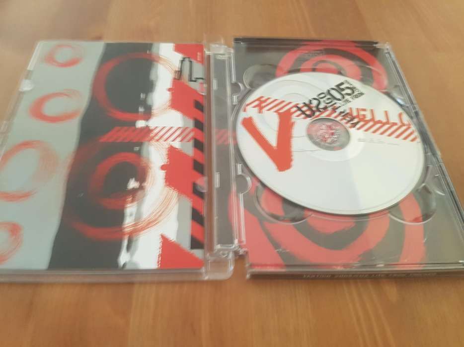 U2 vertigo 05 live from Chicago