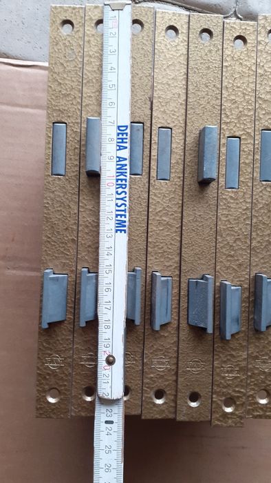 Zamki do drzwi solidne