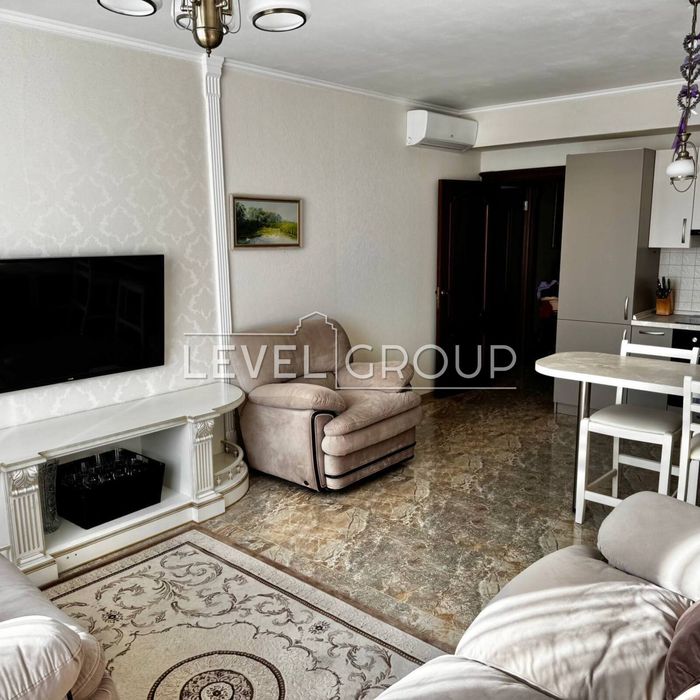 ТЕРМІНОВО Оренда 3к вул.Максимовича, 3Г ЖК 4 Сезона м.Васильківська