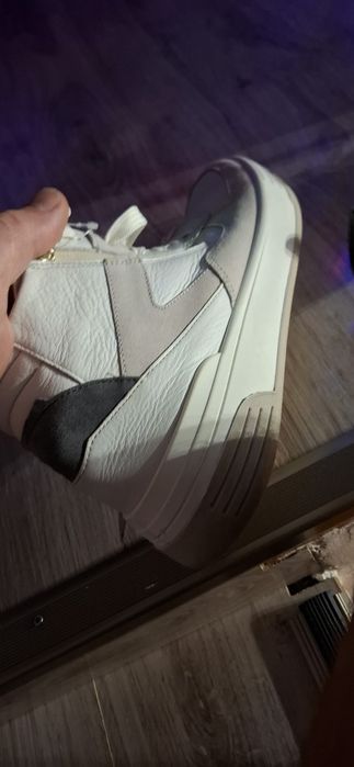 Buty Ara sneakersy rozm. 8 skóra