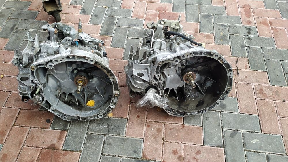 КПП коробка передач 1,9 dci Renault MEGANE 2 ND0 001