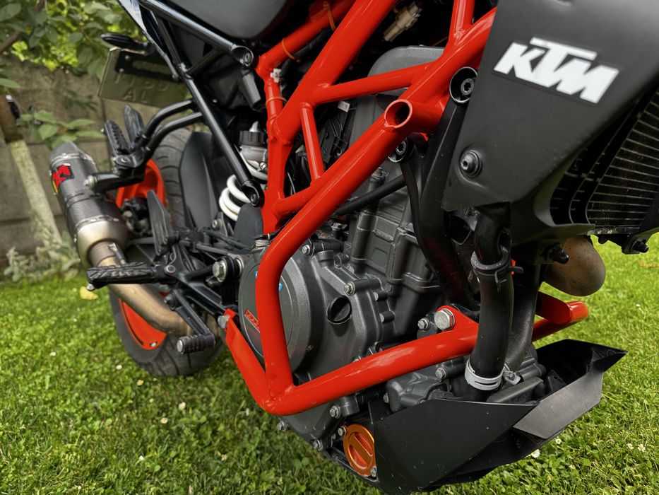KTM Duke 390 на реєстрації
