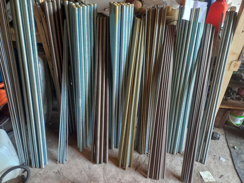 Шпильки різьбові нержавійка, оцинковані різної товщини