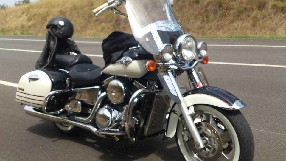 kawasaki vulcan 1500 classic tourer