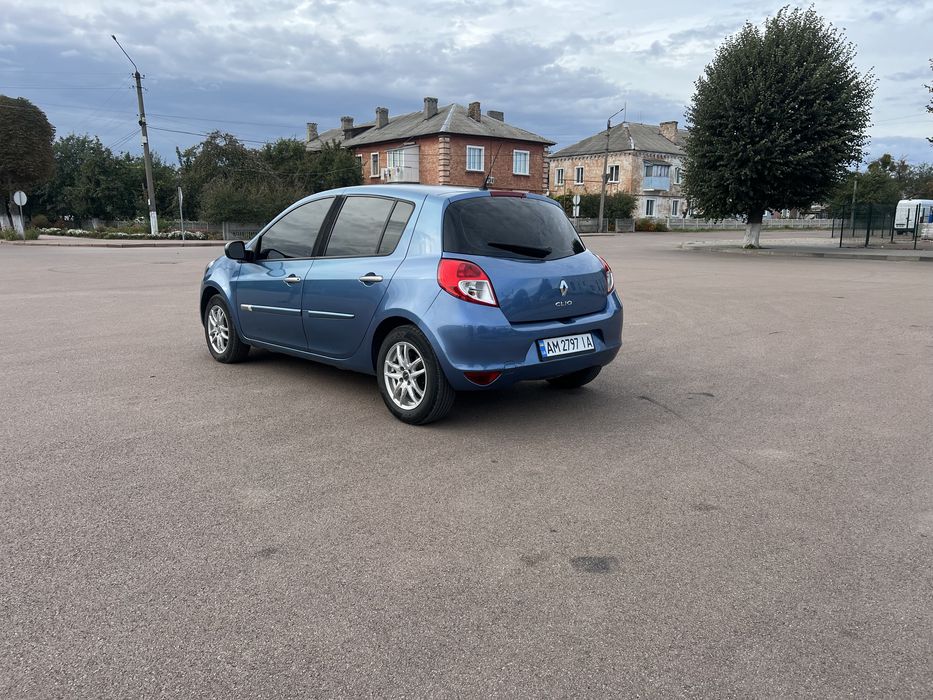 Renault Clio (2010).