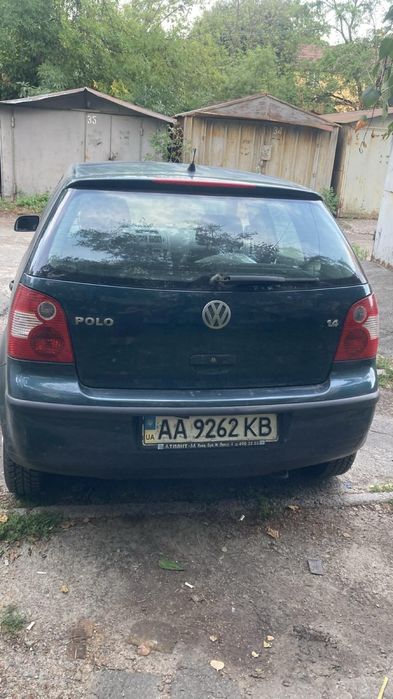 Авто Volkswagen Polo 2004