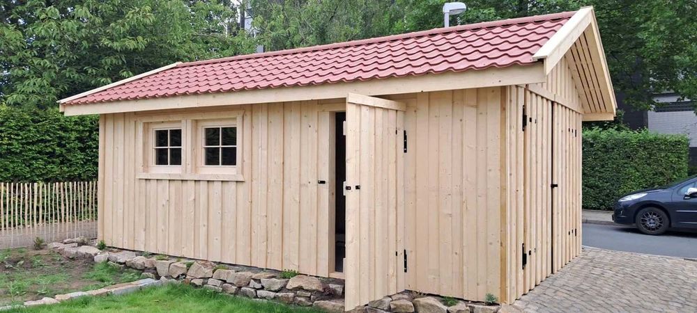 Garaż drewniany 4 x 5 wysokość 2 m pokrycie blacho dachówka