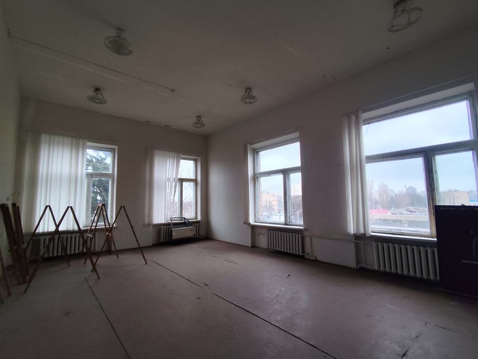 Продам приміщення центр вул Грушевського Благовісна