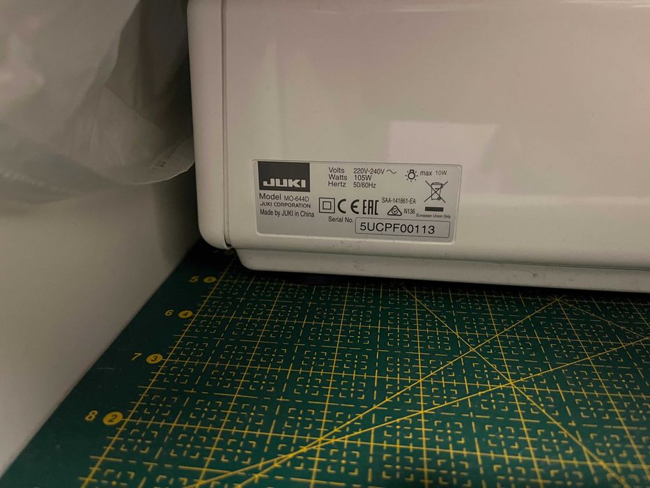 Maszyna overlock Juki MO-644D