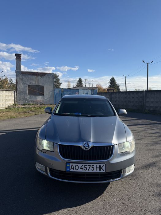 продаж авто Škoda SuperB